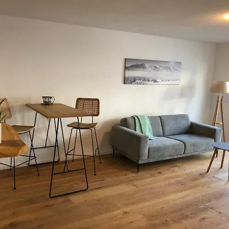 Modernes Apartment Gondelsheim